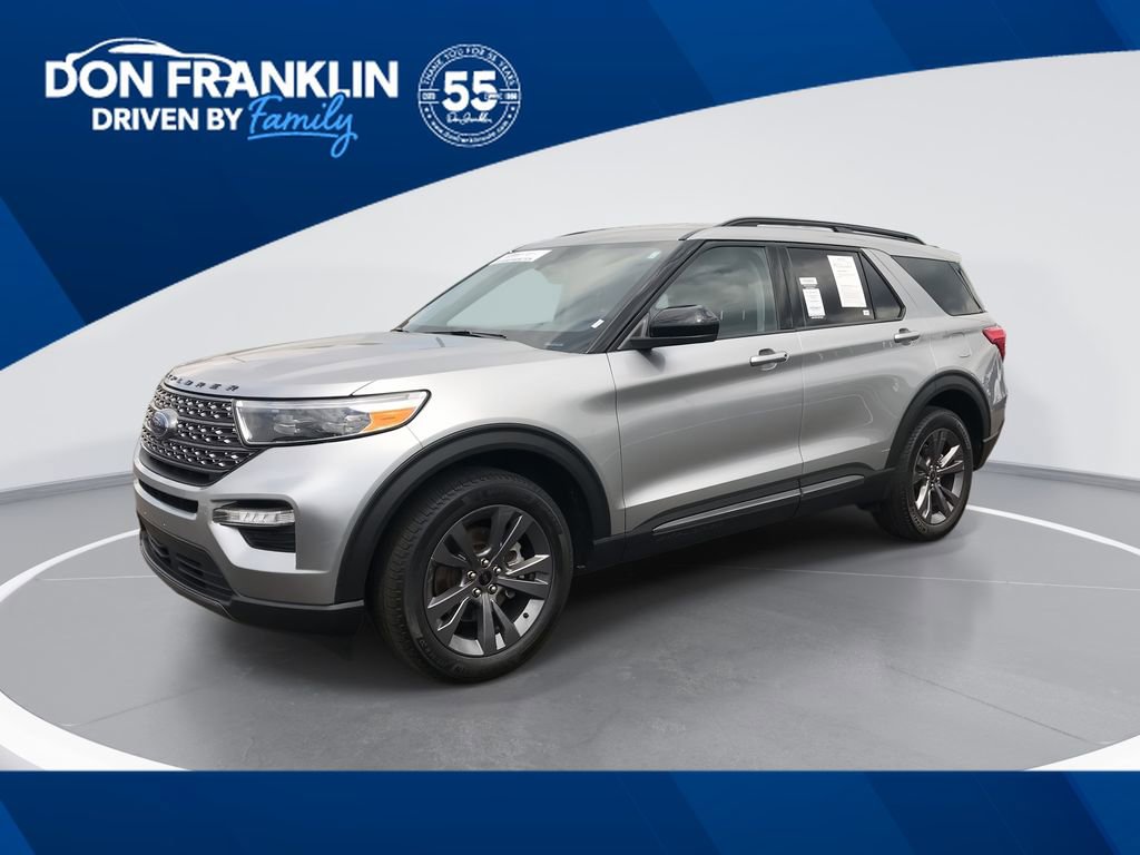 Used 2023 Ford Explorer XLT w/ Equipment Group 202A AWD/4WD image 1