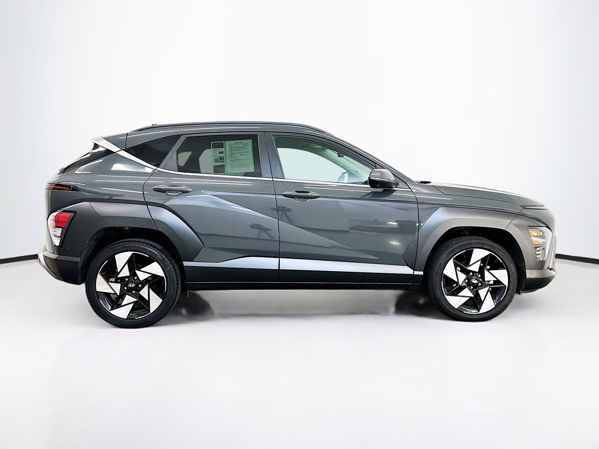 Used 2024 Hyundai Kona Limited image 10