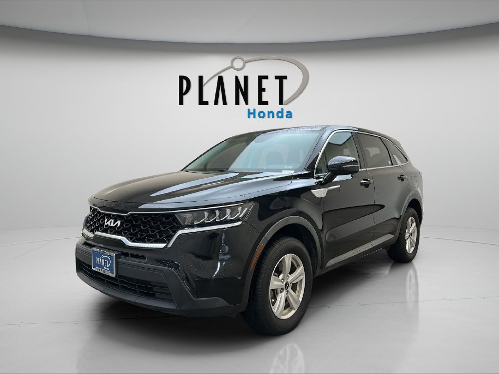 Used 2022 Kia Sorento LX AWD/4WD image 5