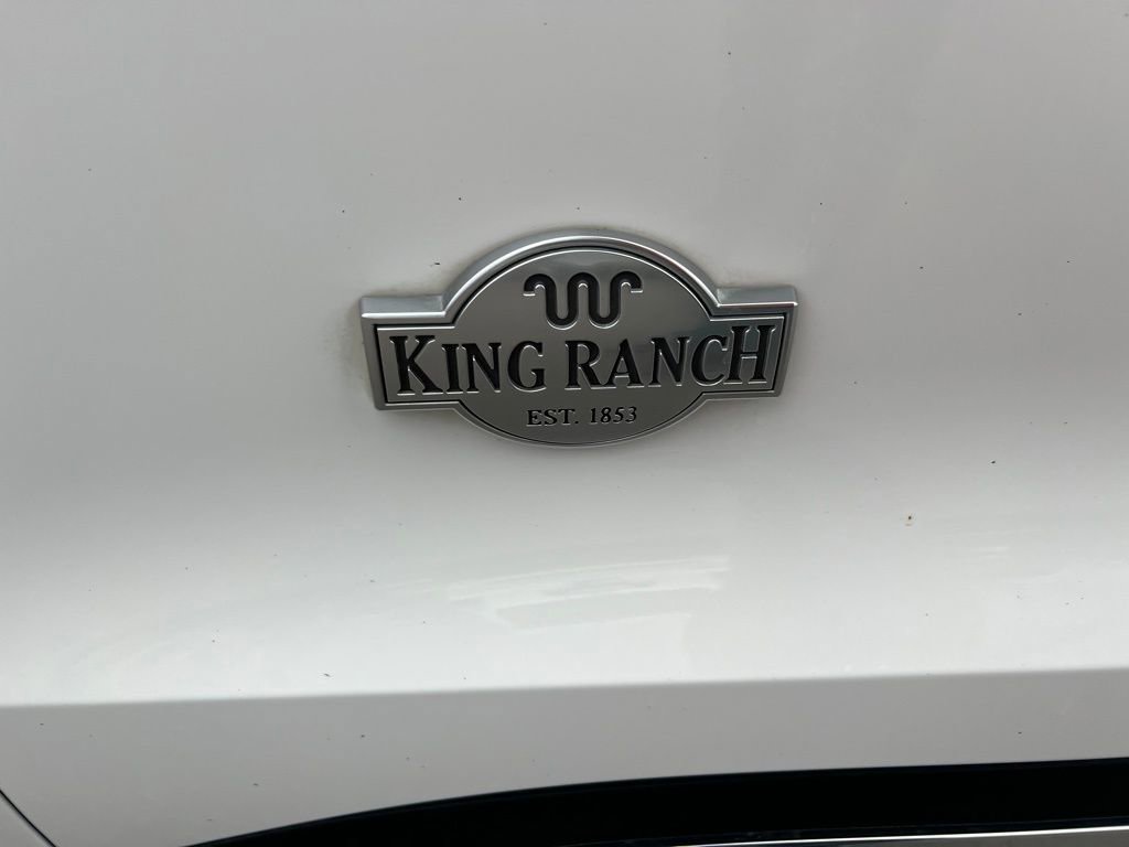 Used 2023 Ford Explorer King Ranch w/ Technology Package image 15