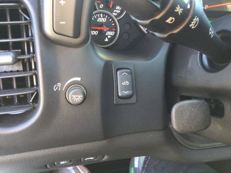 Used 2007 Chevrolet Corvette Convertible w/ Preferred Equipment Group RWD image 24