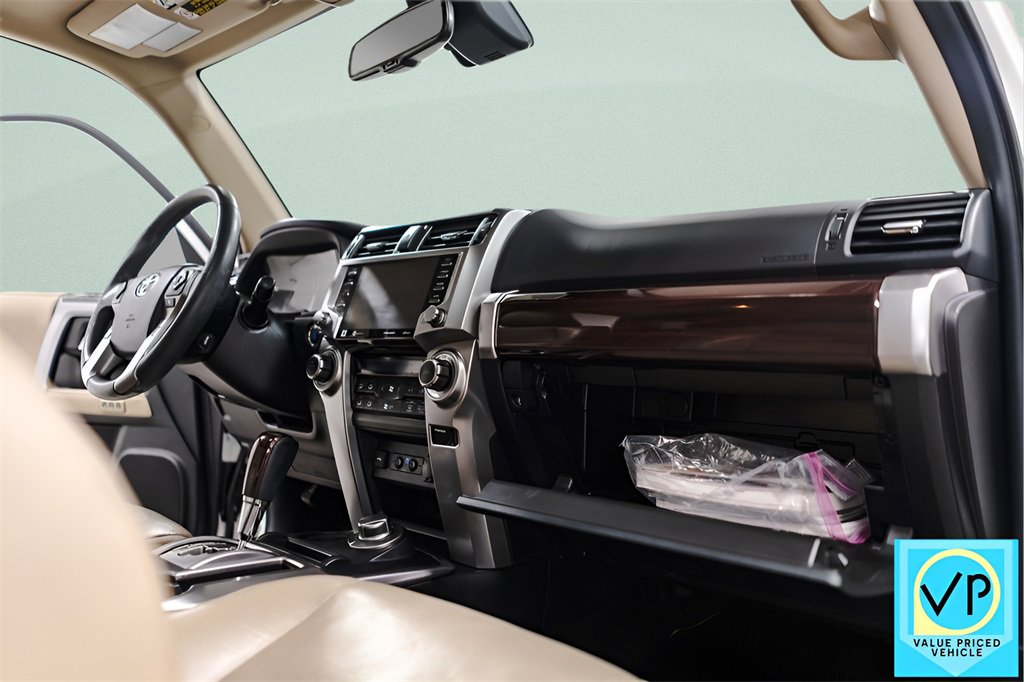 Used 2020 Toyota 4Runner 4WD image 40