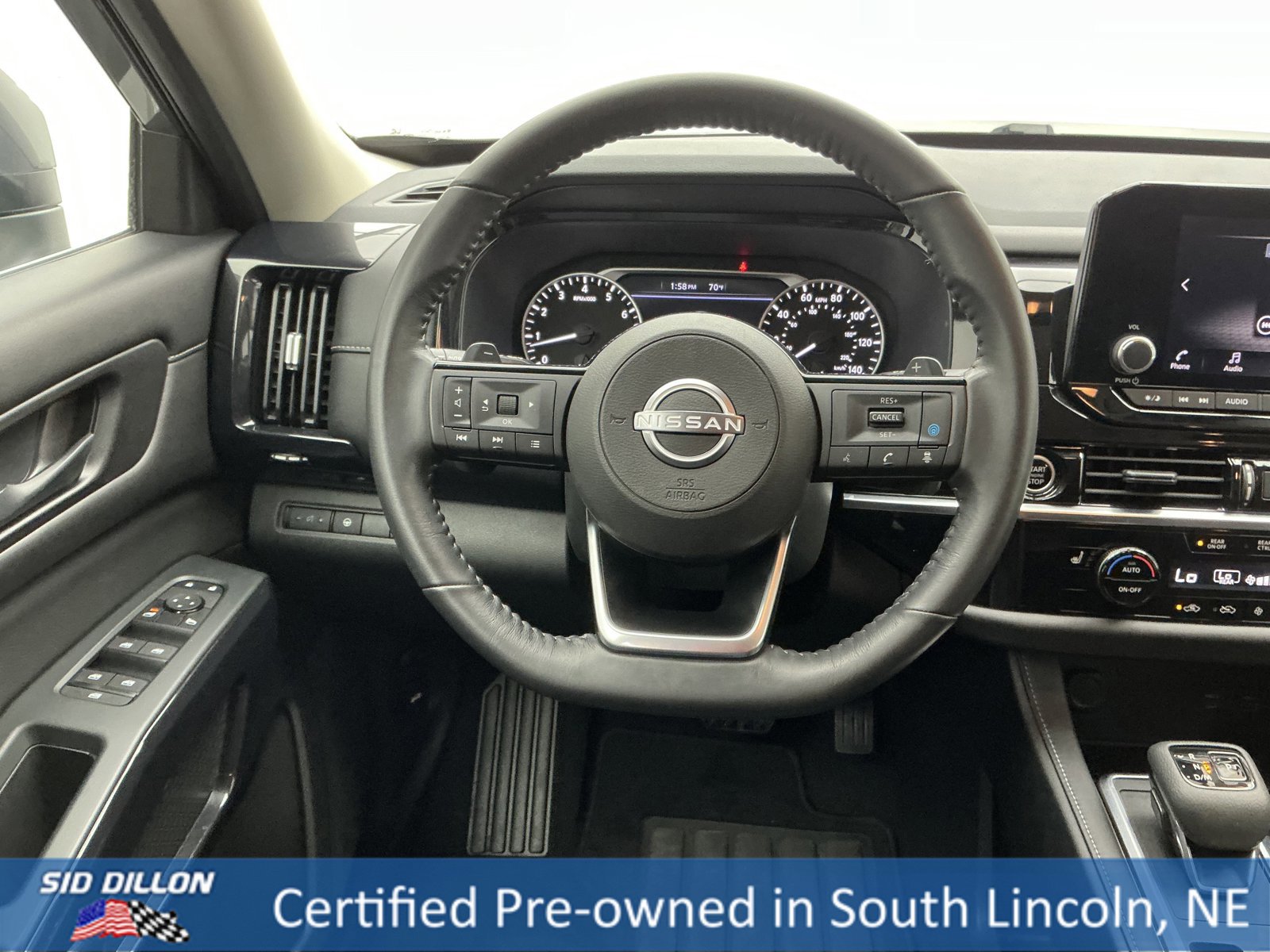 Used 2023 Nissan Pathfinder SV image 21