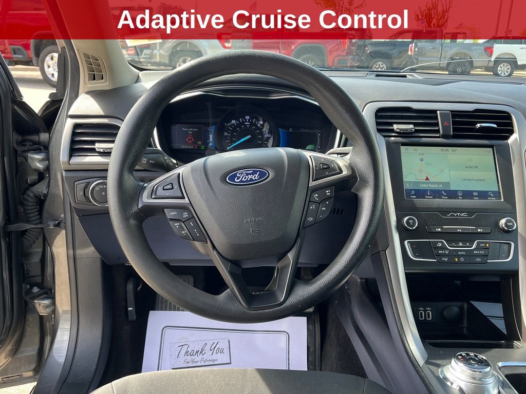Used 2020 Ford Fusion SE FWD image 18