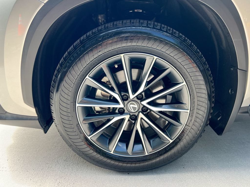 Certified 2026 Lexus NX 350 AWD w/ Premium Package image 9