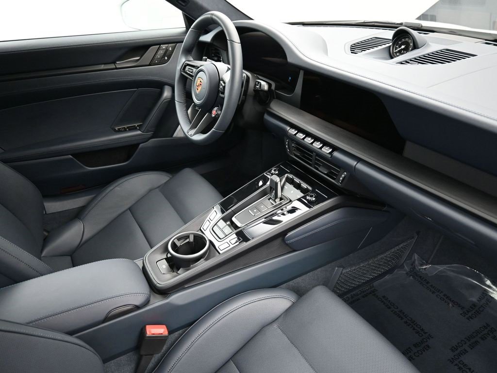 Used 2025 Porsche 911 Carrera 4 GTS image 10