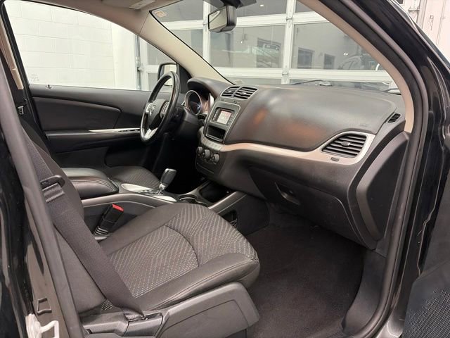 Used 2017 Dodge Journey SE w/ Flexible Seating Group image 26