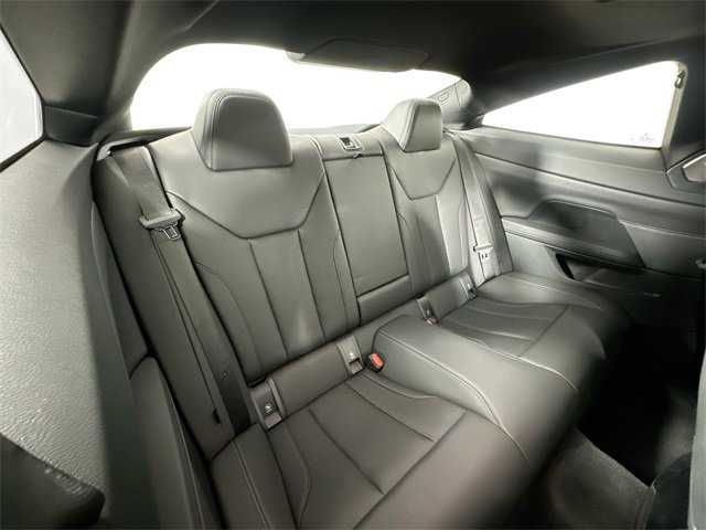 Used 2025 BMW 430i xDrive Coupe w/ Premium Package image 28