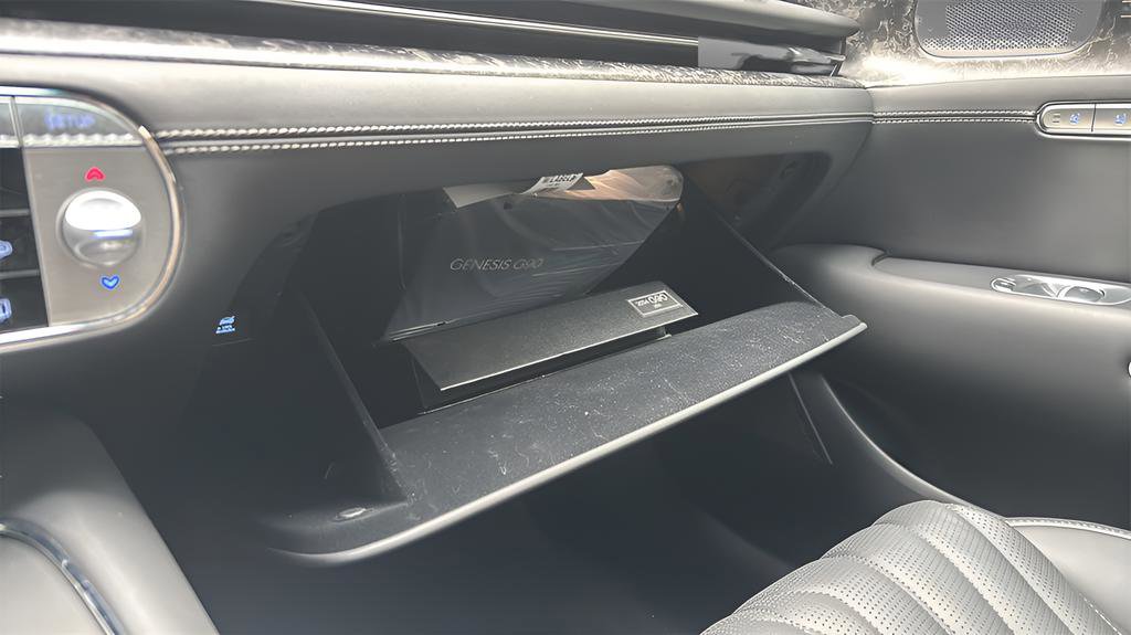 Used 2024 Genesis G90 3.5T image 30