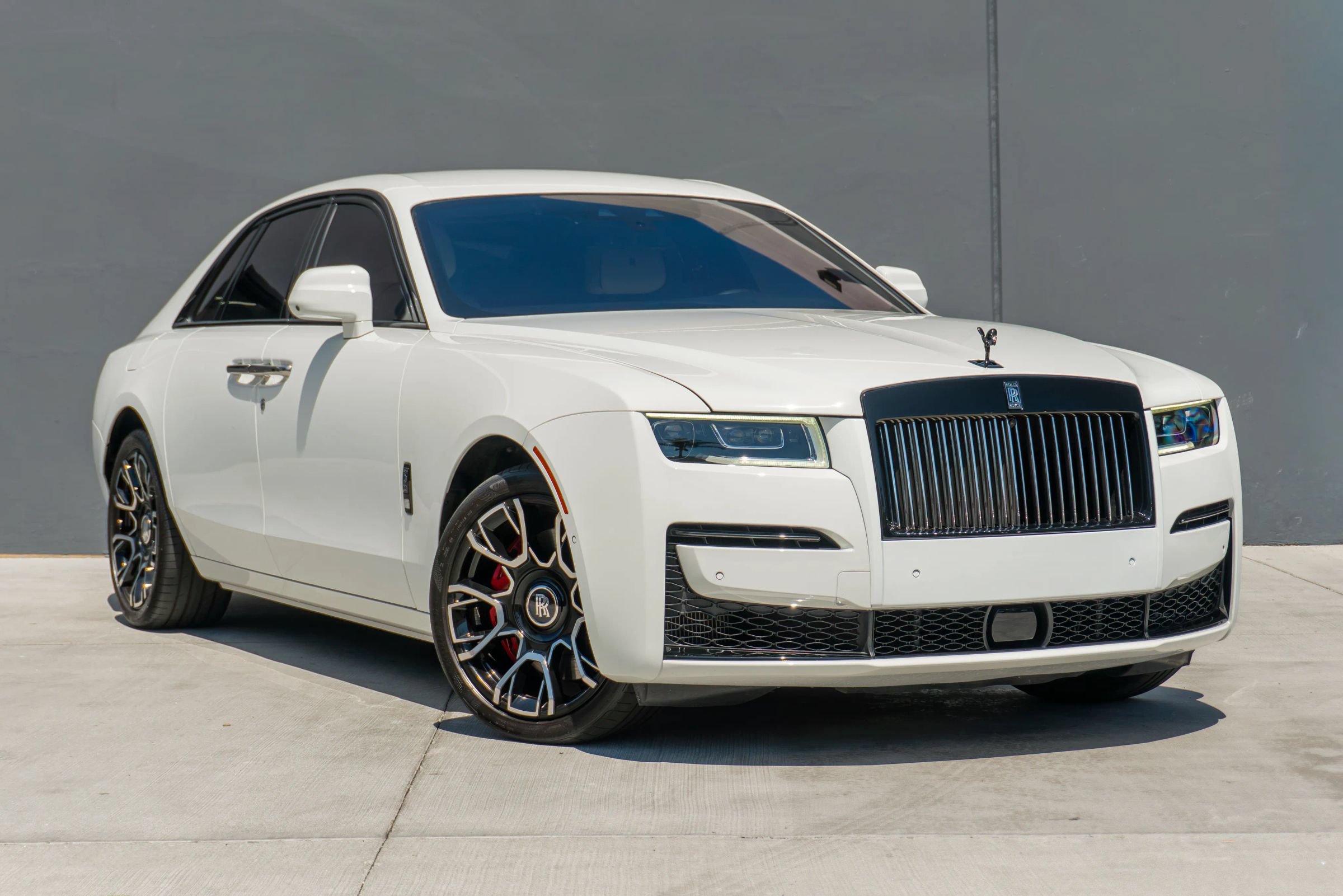 Used 2023 Rolls-Royce Ghost Black Badge w/ Black Badge Ghost Package AWD/4WD image 5