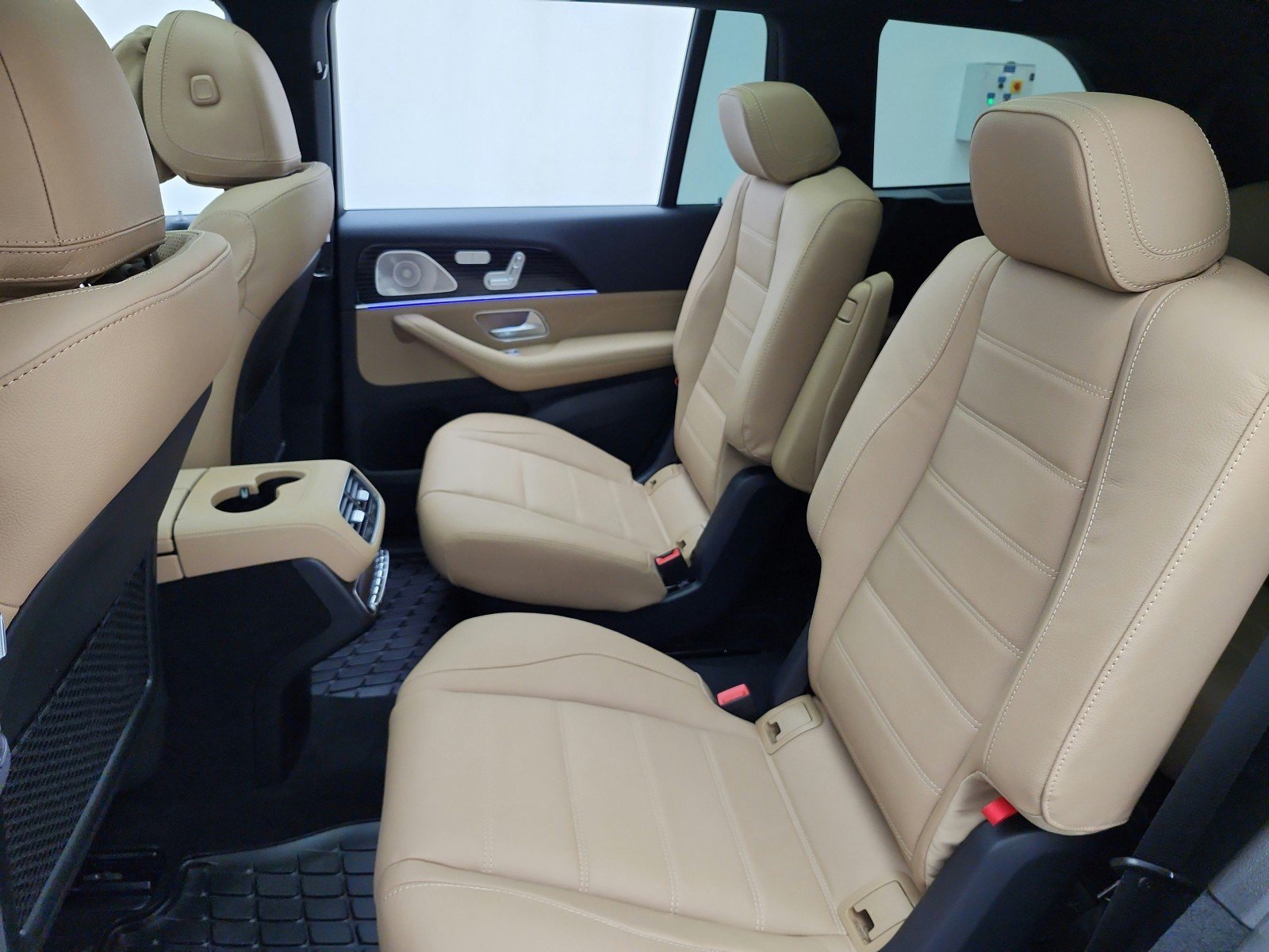 New 2026 Mercedes-Benz GLS 450 4MATIC image 11