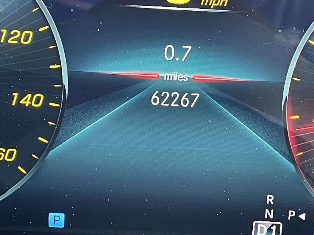 Used 2020 Mercedes-Benz CLA 250 4MATIC w/ AMG Line image 24