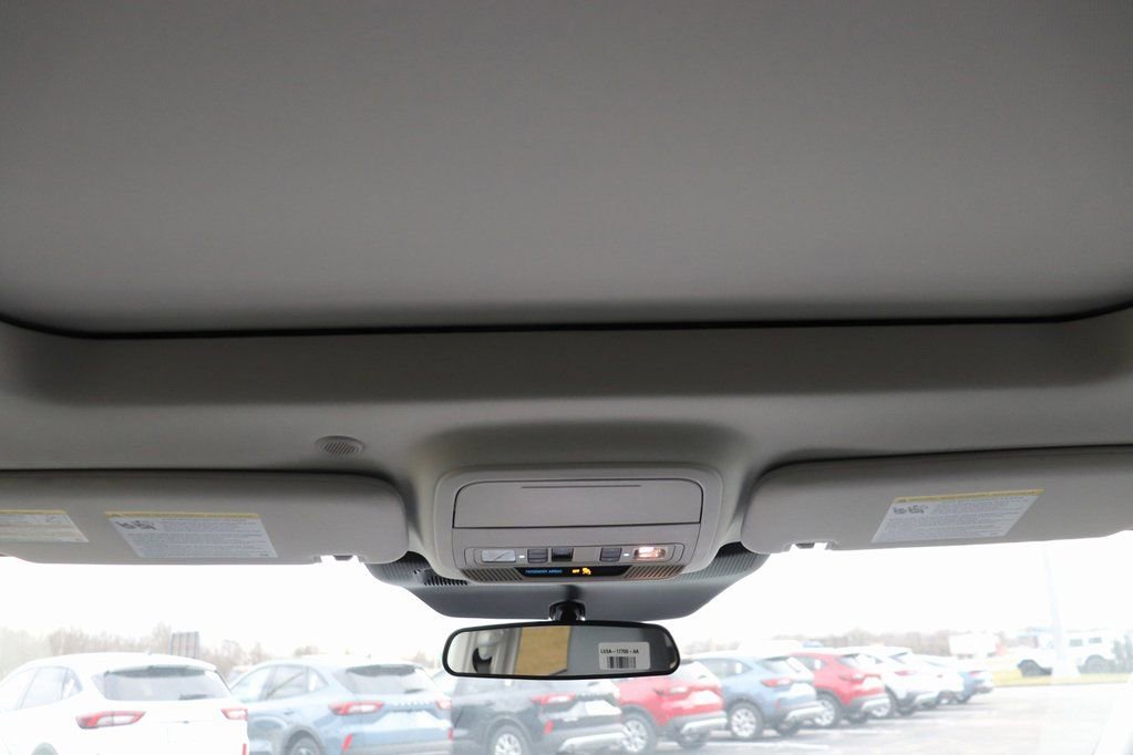 New 2026 Ford Explorer Active w/ Active Comfort Package image 28