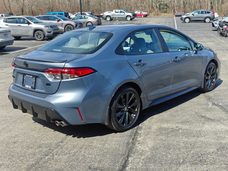 Used 2024 Toyota Corolla SE image 5
