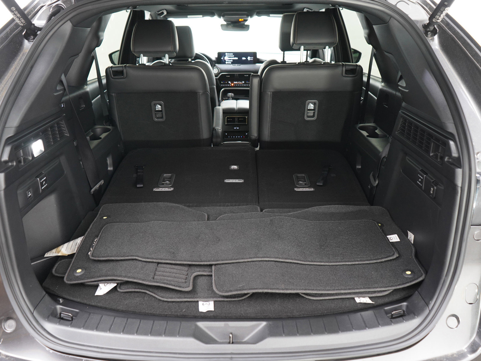 Certified 2024 MAZDA CX-90 Plug-In Hybrid w/ Premium Plus image 10