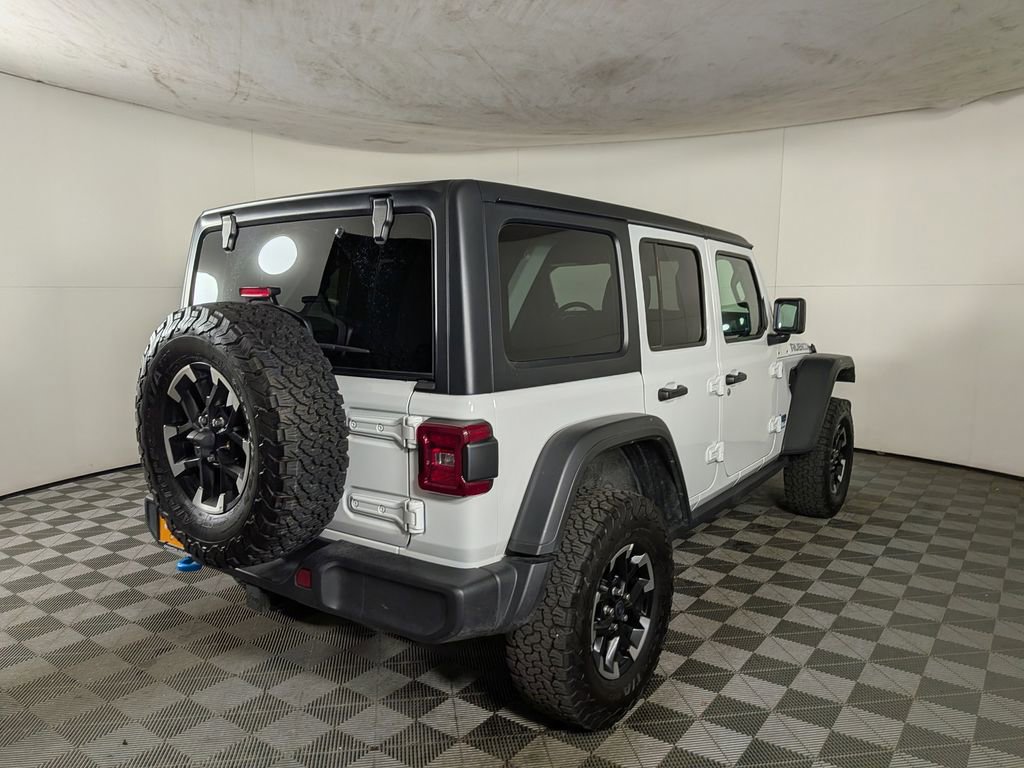 Certified 2025 Jeep Wrangler Unlimited Rubicon 4xe w/ Convenience Group image 8