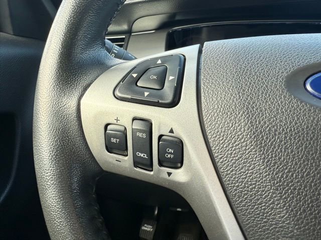 Used 2017 Ford Taurus SEL image 18