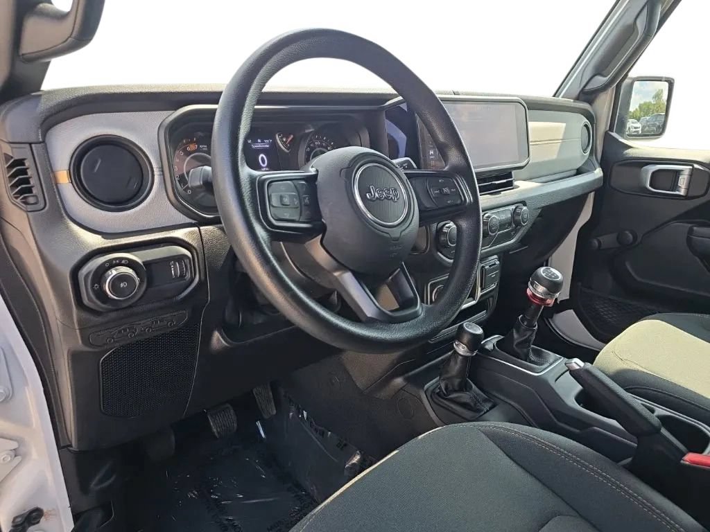 Used 2024 Jeep Wrangler Sport AWD/4WD image 13