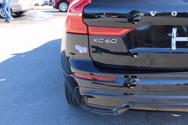 Used 2025 Volvo XC60 B5 Plus image 43