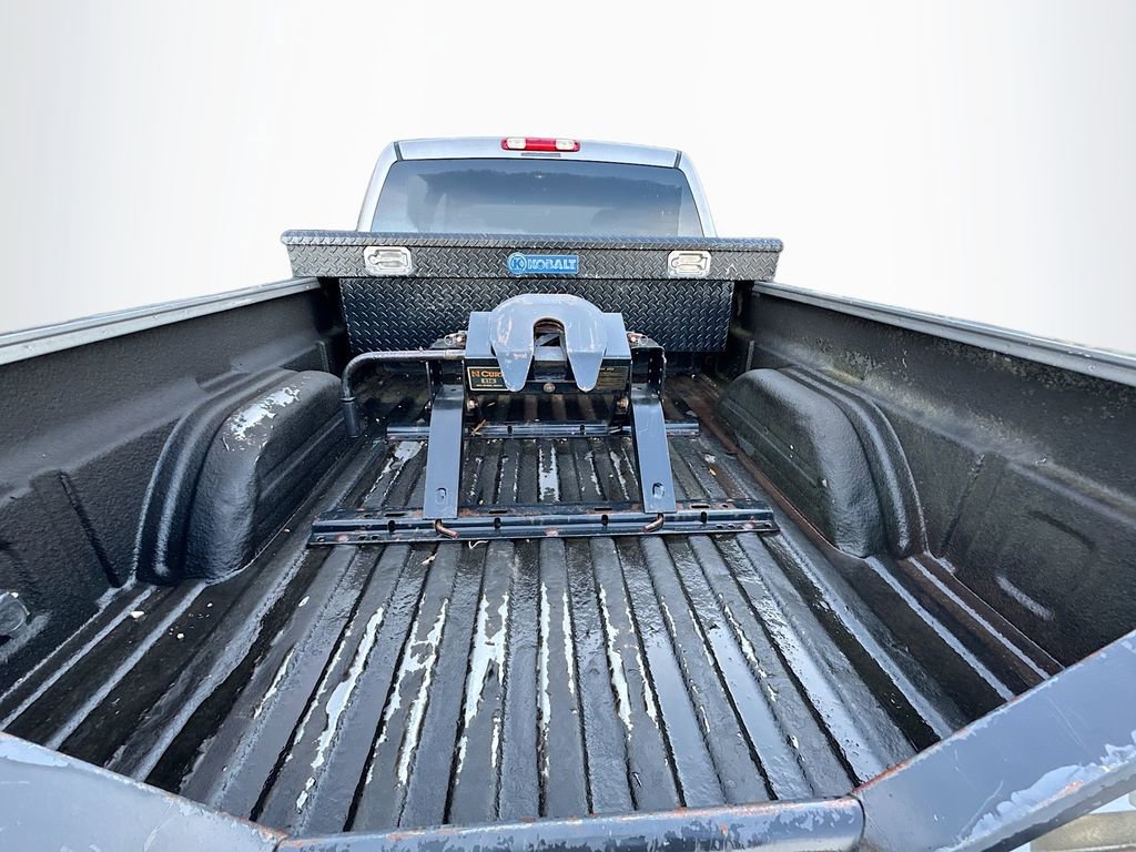 Used 2006 Chevrolet Silverado 2500 LT w/ Heavy-Duty Power Package image 10