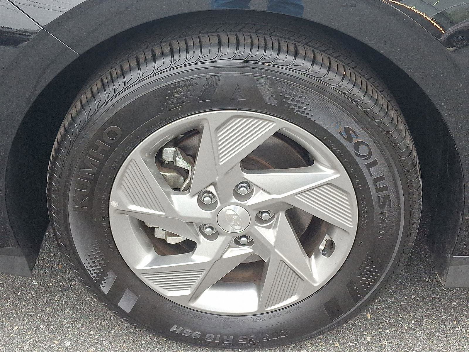 Used 2025 Hyundai Sonata SE image 9