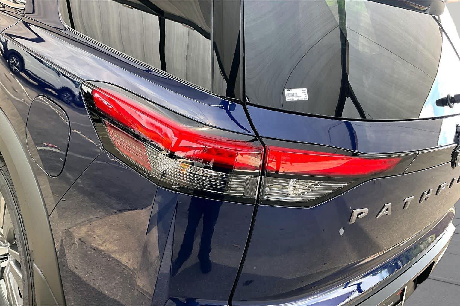 New 2026 Nissan Pathfinder SV AWD/4WD image 12