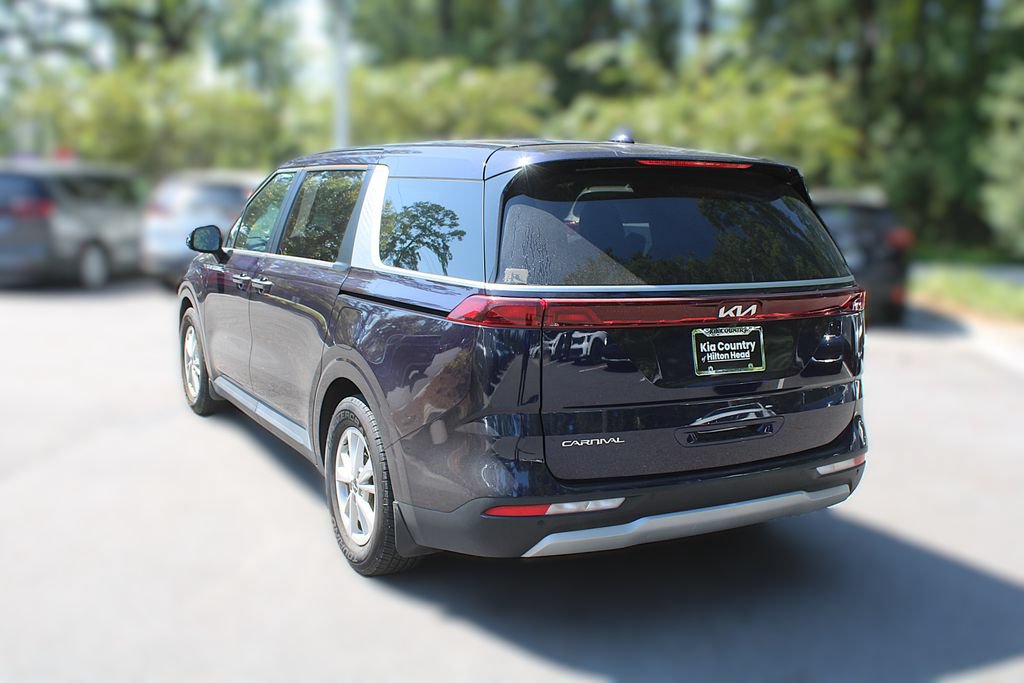 Certified 2024 Kia Carnival LX FWD image 10
