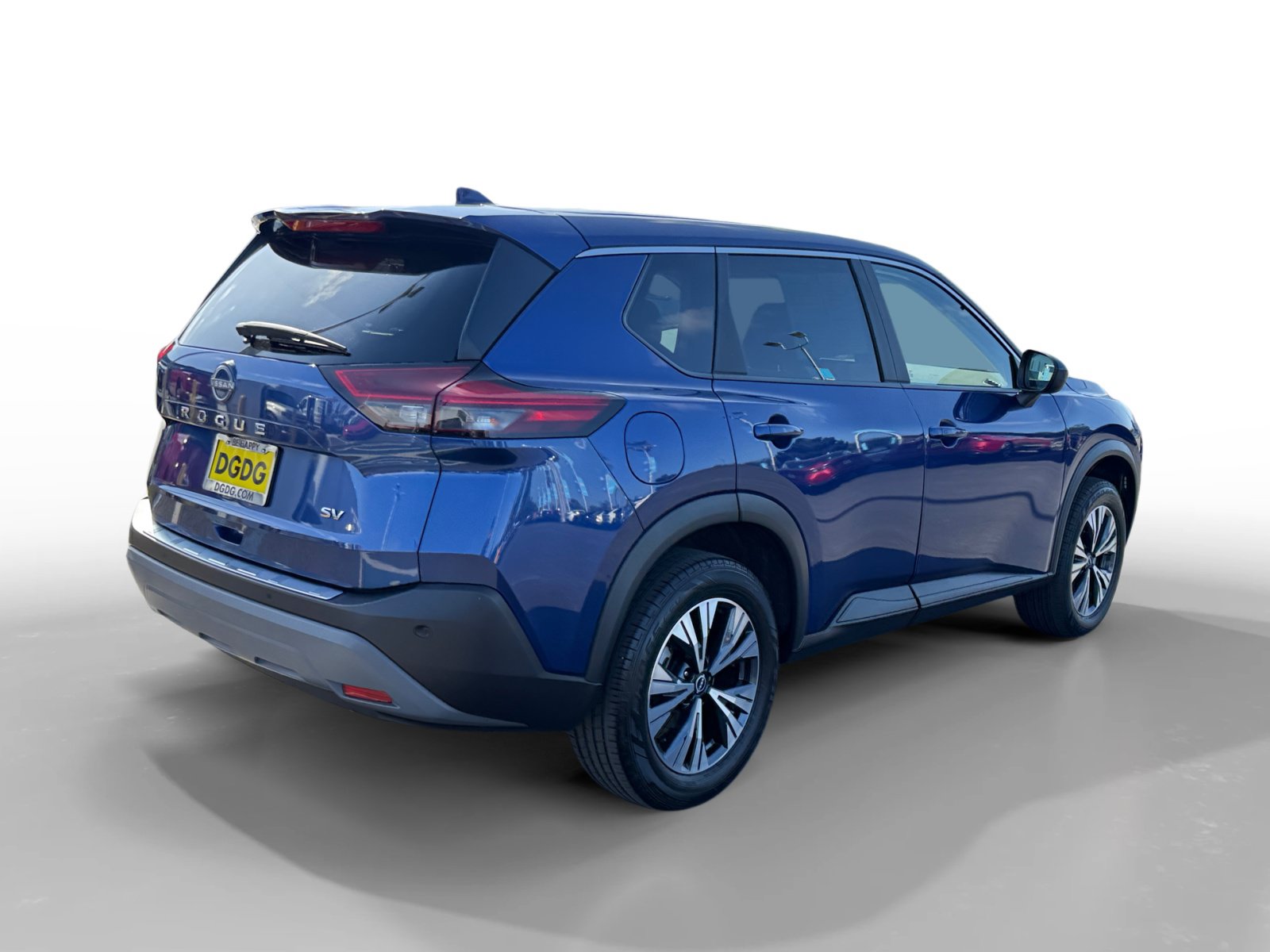 Used 2023 Nissan Rogue SV FWD image 5