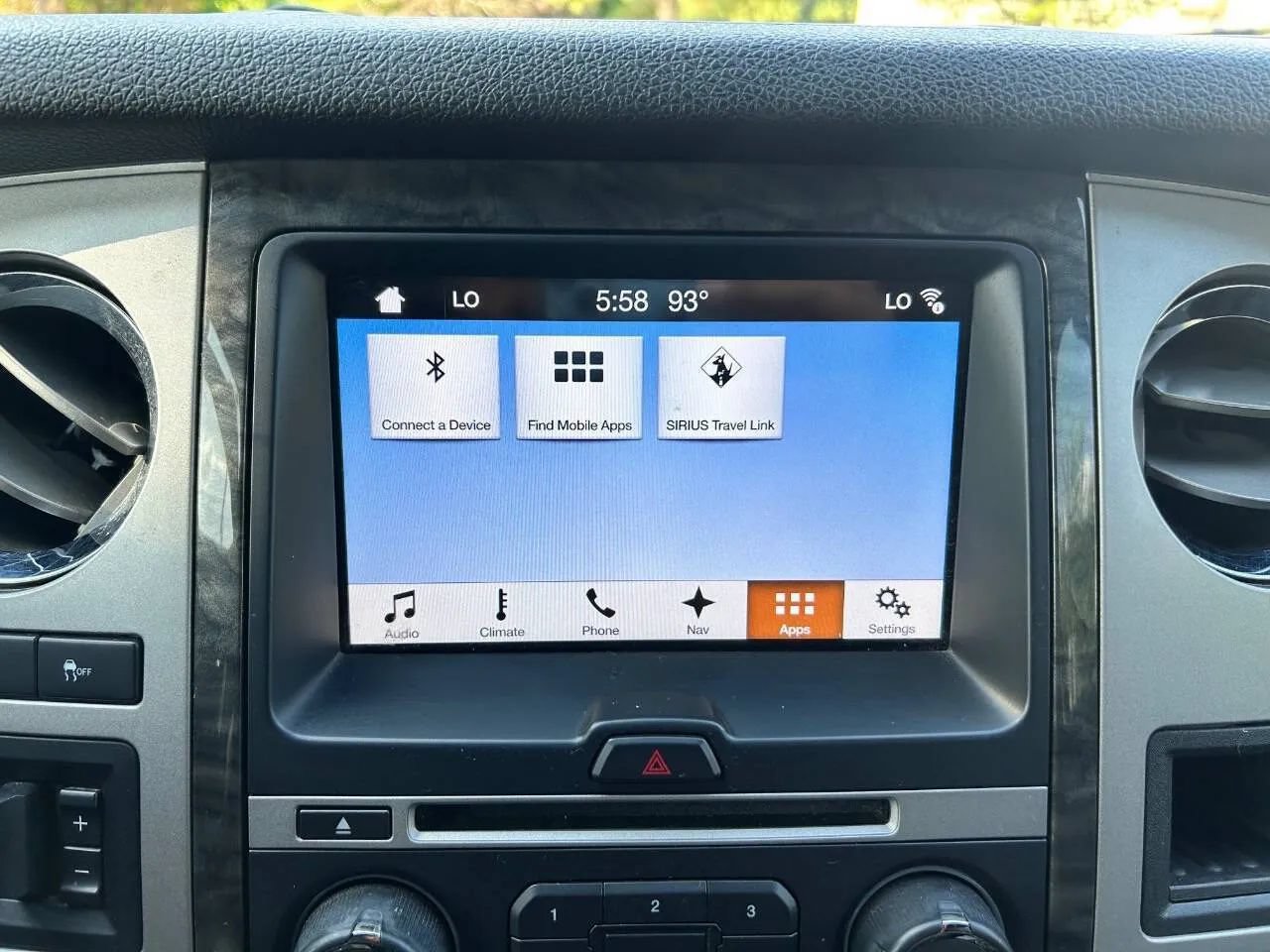 Used 2017 Ford Expedition Limited RWD image 23