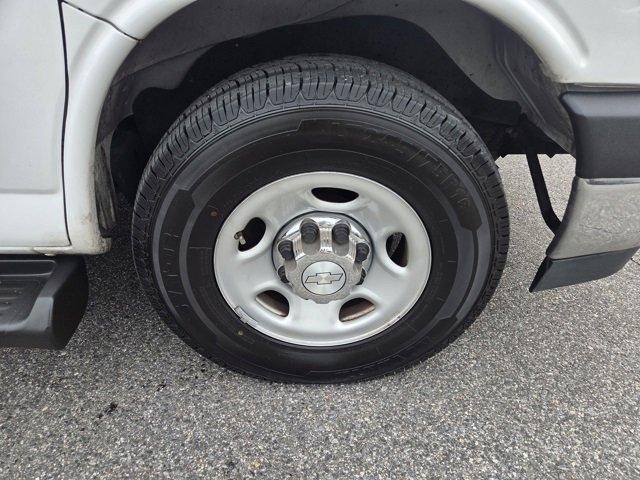 Used 2019 Chevrolet Express 3500 LT w/ LT Preferred Equipment Group image 30