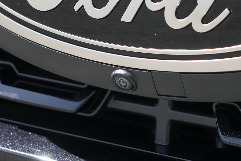 Used 2023 Ford F250 Lariat w/ Black Appearance Package image 48