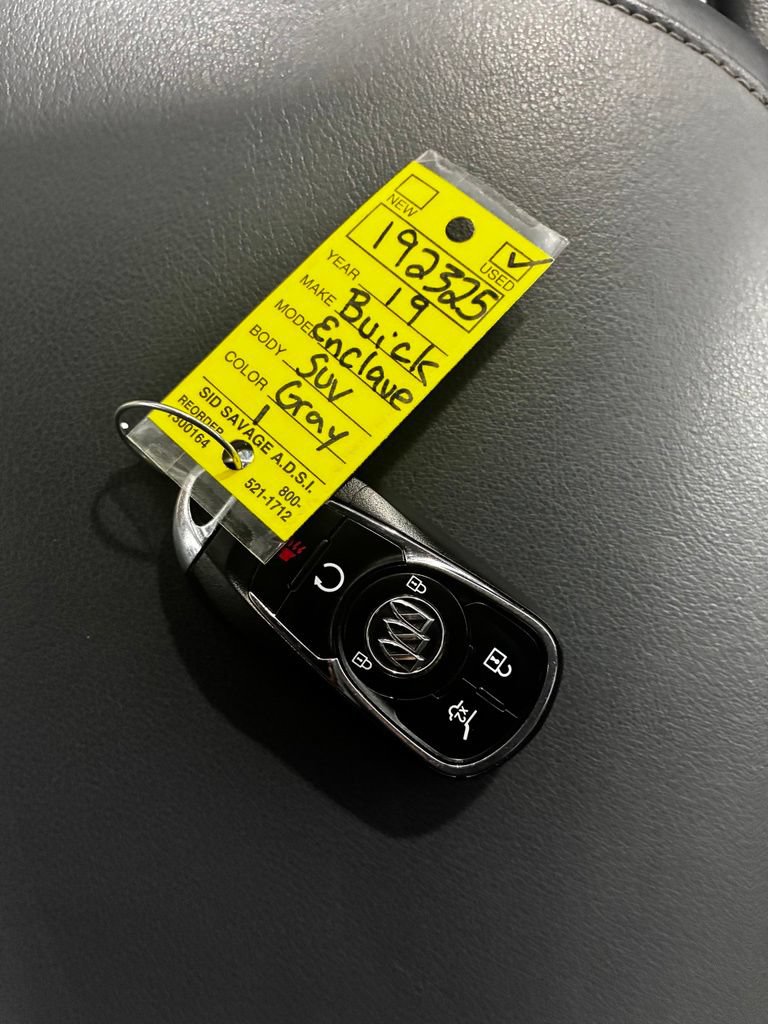 Used 2019 Buick Enclave Essence FWD image 20