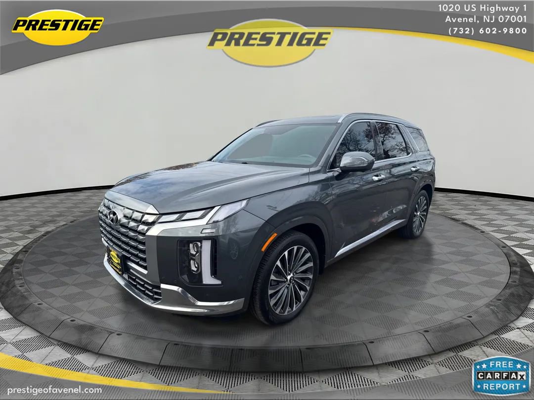 Used 2024 Hyundai Palisade Calligraphy image 1