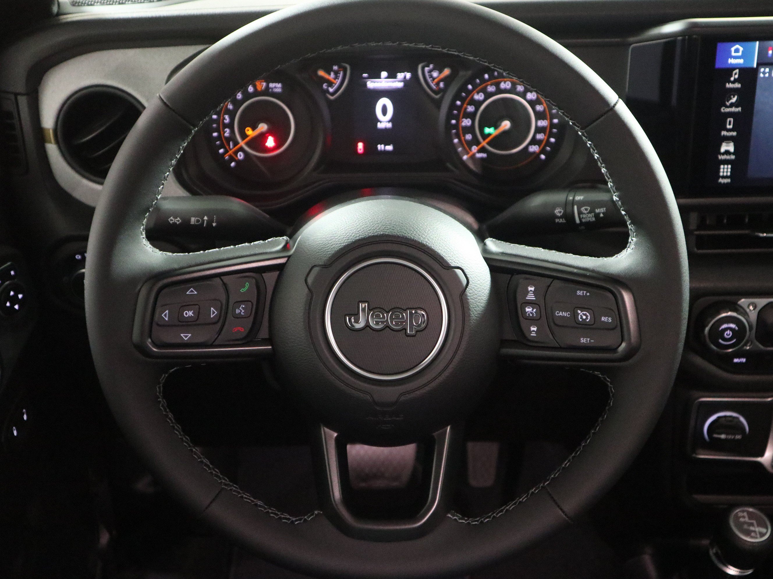 New 2026 Jeep Gladiator Sport AWD/4WD image 17