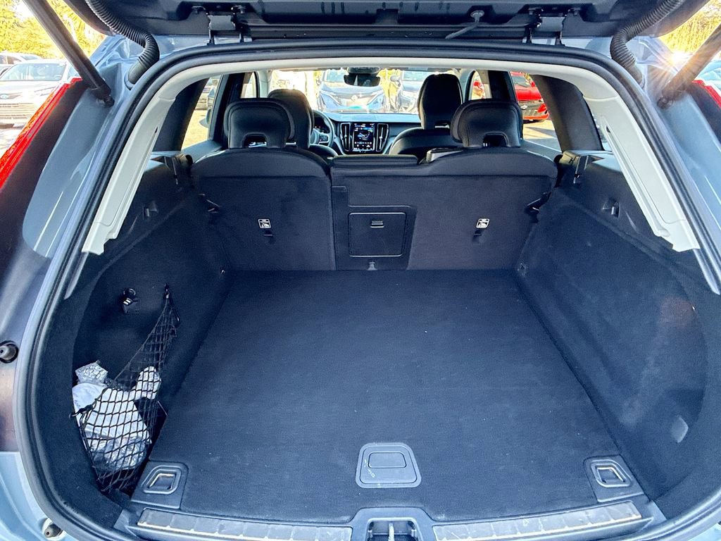 Used 2022 Volvo XC60 T8 Inscription Expression image 27