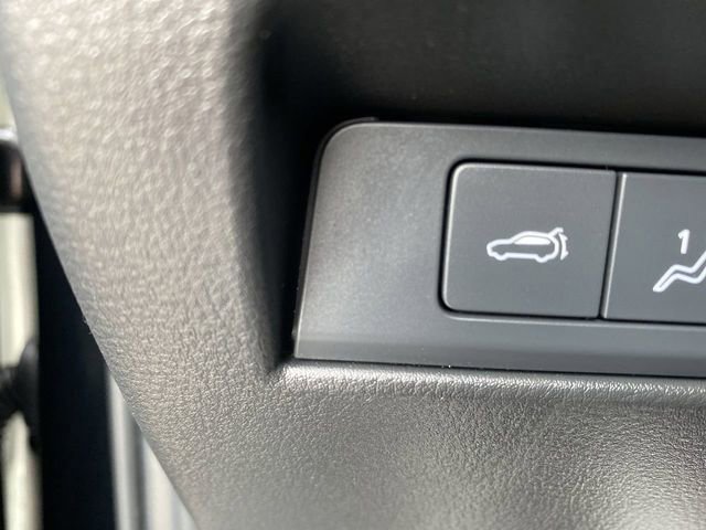 Certified 2025 MAZDA CX-70 Plug-In Hybrid w/ Premium Plus image 31