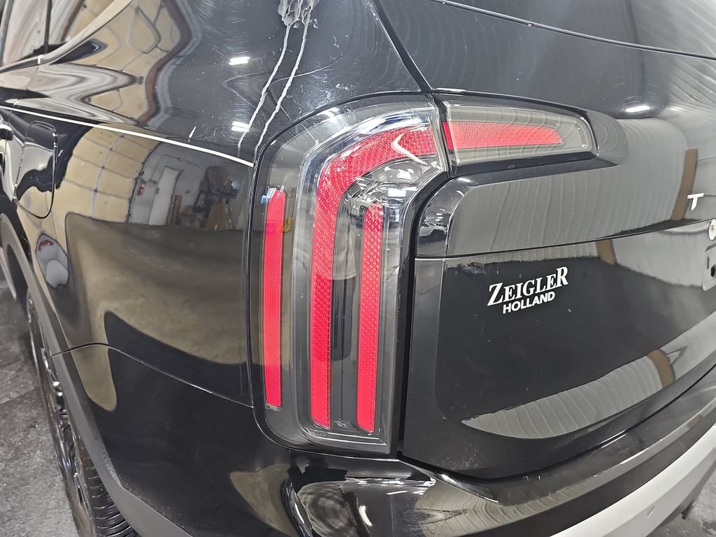Used 2024 Kia Telluride SX Prestige w/ Towing Package AWD/4WD image 36