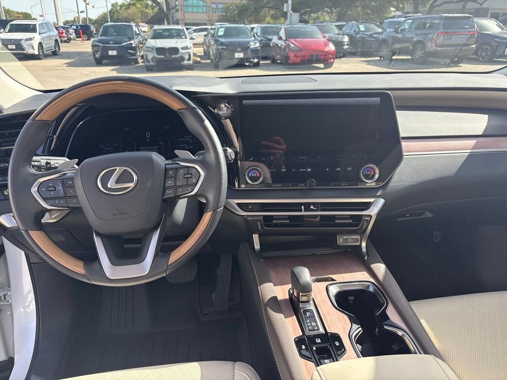 Used 2025 Lexus RX 350 Premium Plus w/ Accessory Package (Z1) FWD image 18