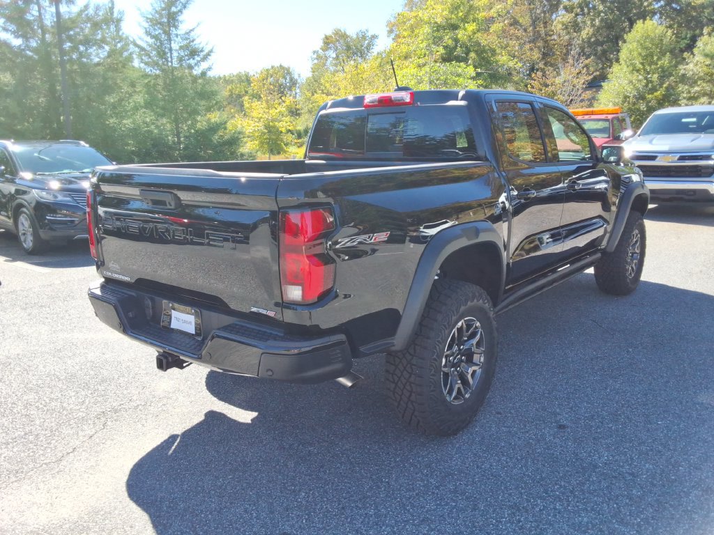 New 2026 Chevrolet Colorado ZR2 w/ Technology Package AWD/4WD image 5