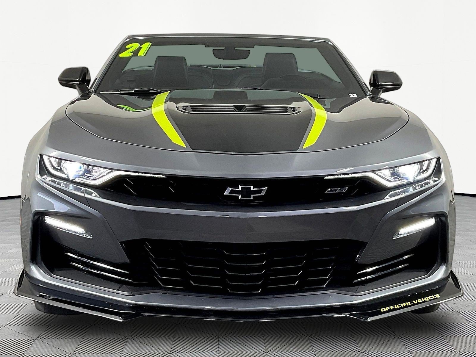 Used 2021 Chevrolet Camaro SS RWD image 2
