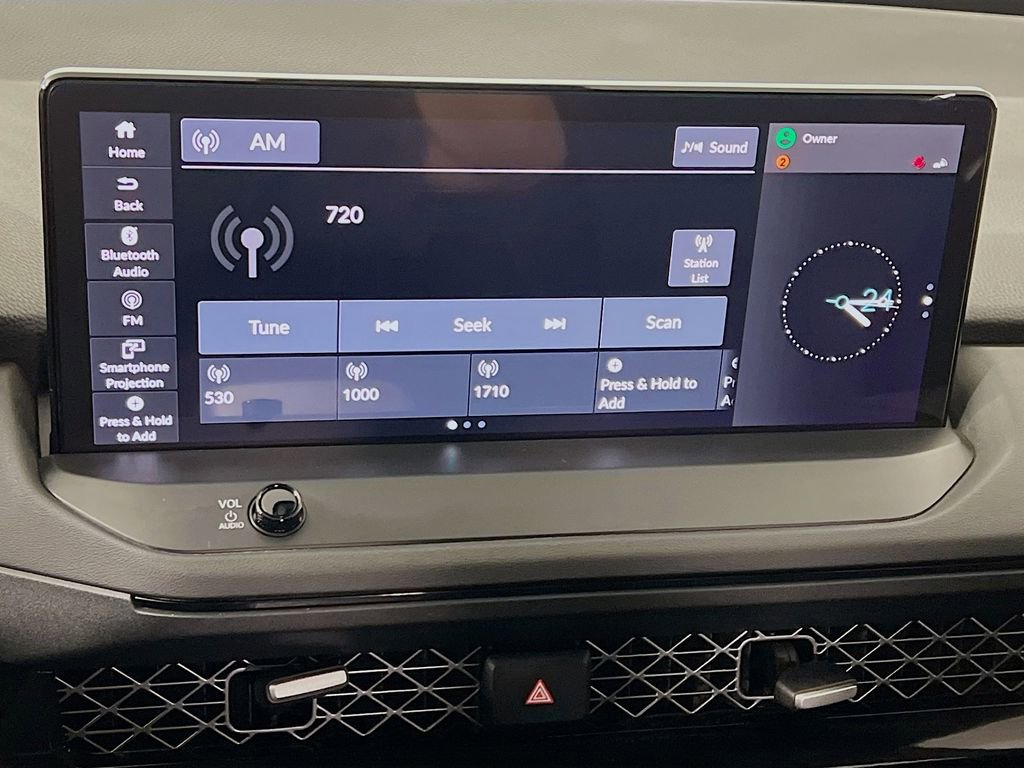 Used 2024 Honda Accord Sport image 14