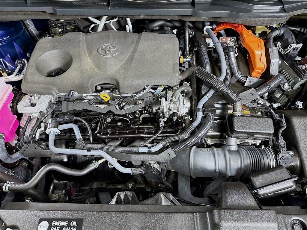 Certified 2023 Toyota Sienna XLE image 39