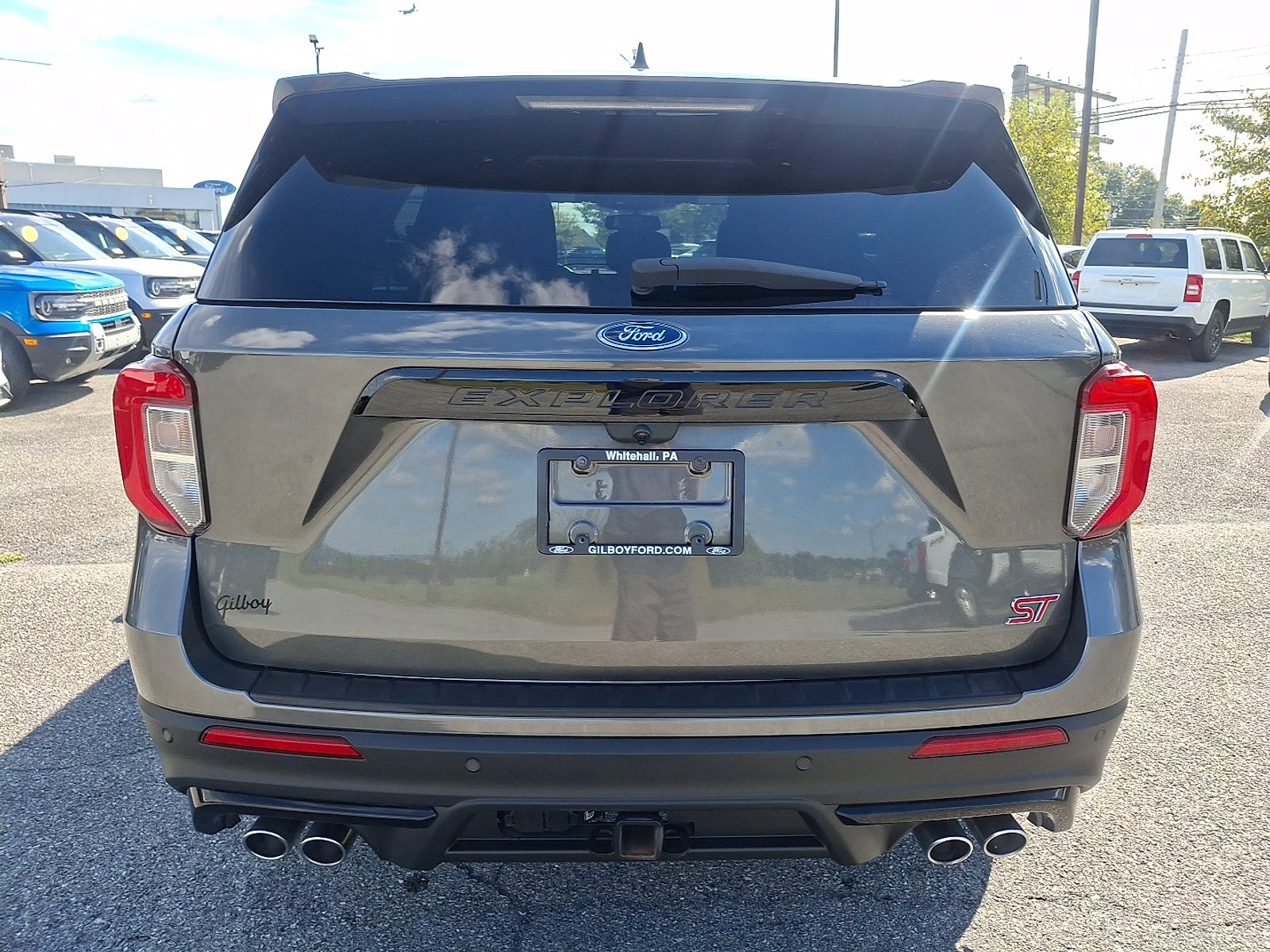Used 2020 Ford Explorer ST w/ Premium Technology Package AWD/4WD image 5