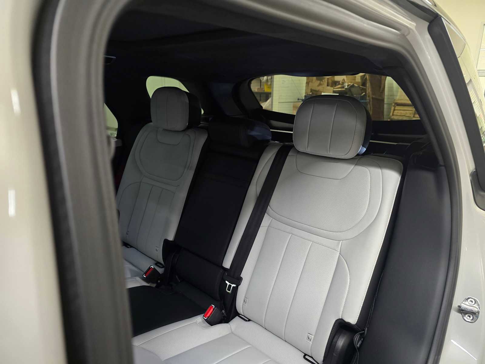 Used 2025 Land Rover Range Rover Sport Autobiography image 19