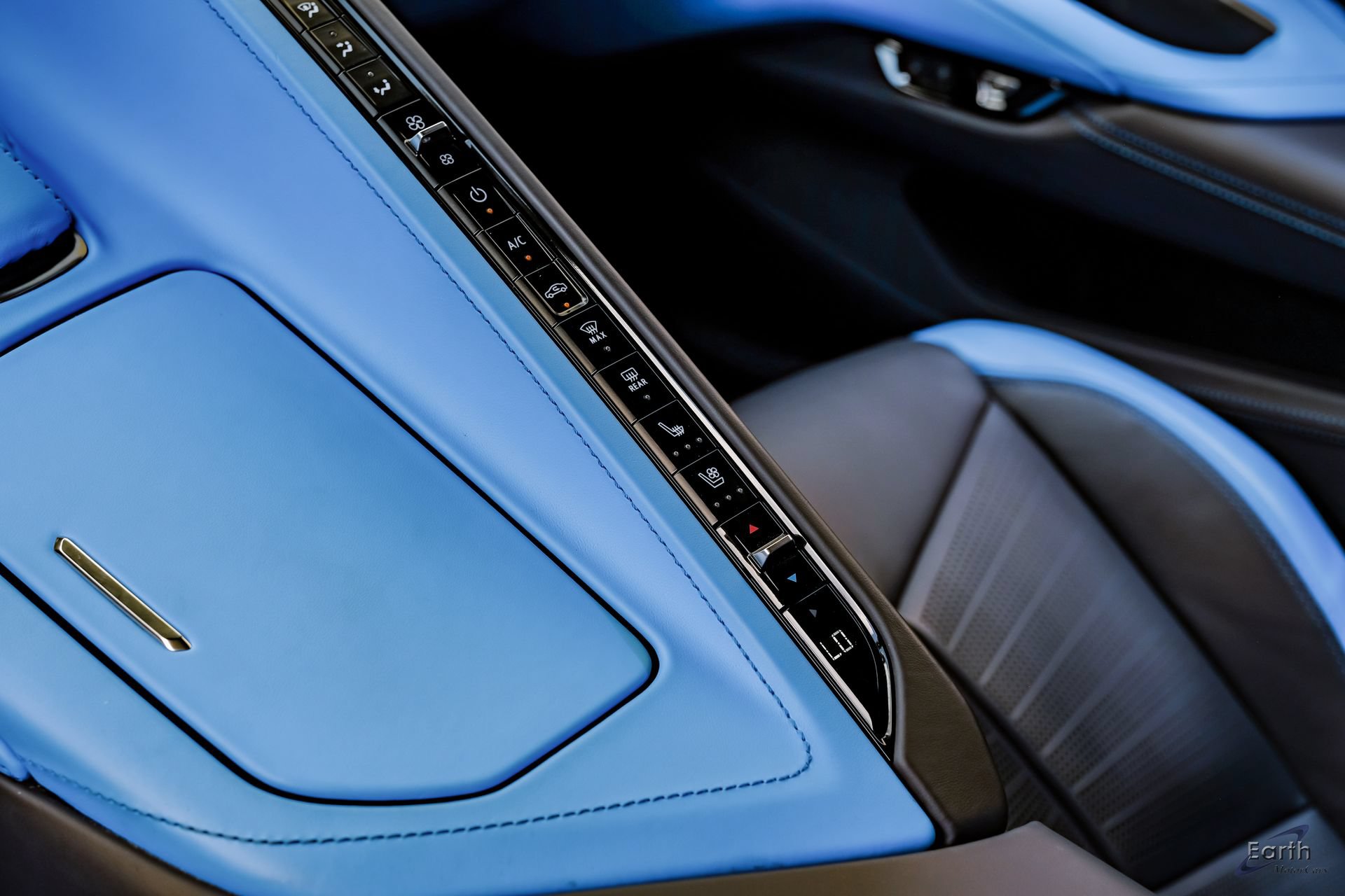 Used 2024 Chevrolet Corvette Z06 w/ Z07 Performance Package RWD image 56