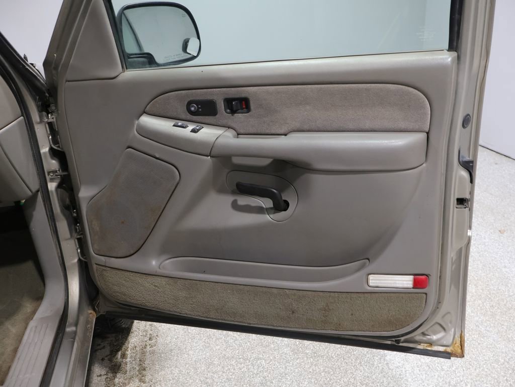 Used 2002 Chevrolet Silverado 1500 LT AWD/4WD image 23
