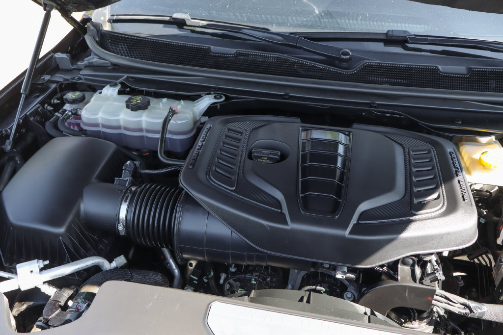 Used 2024 Jeep Wagoneer Series II RWD image 14