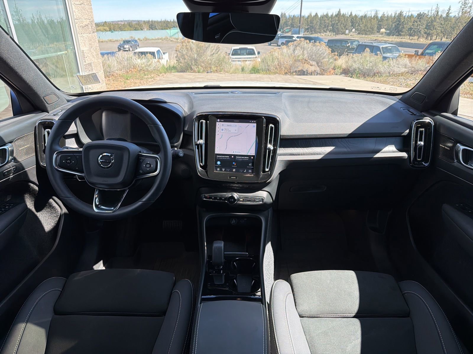 Used 2023 Volvo XC40 Recharge Ultimate w/ Protection Package Premier AWD/4WD image 10