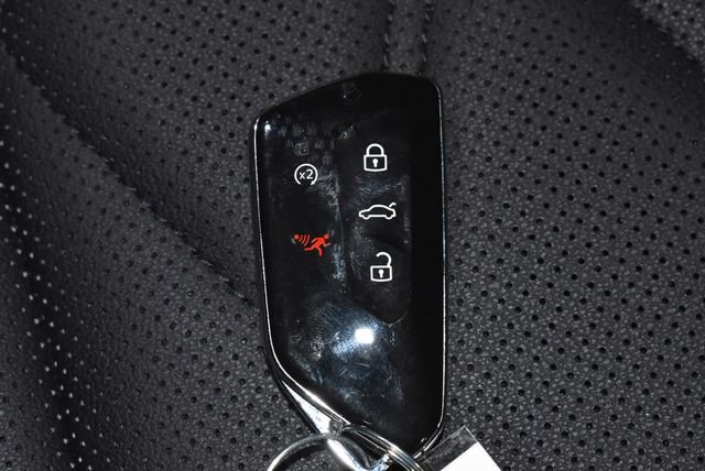 Used 2025 Volkswagen Atlas Cross Sport SE image 22