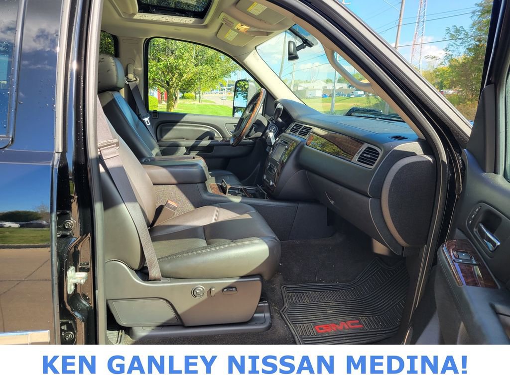 Used 2013 GMC Sierra 3500 Denali image 23